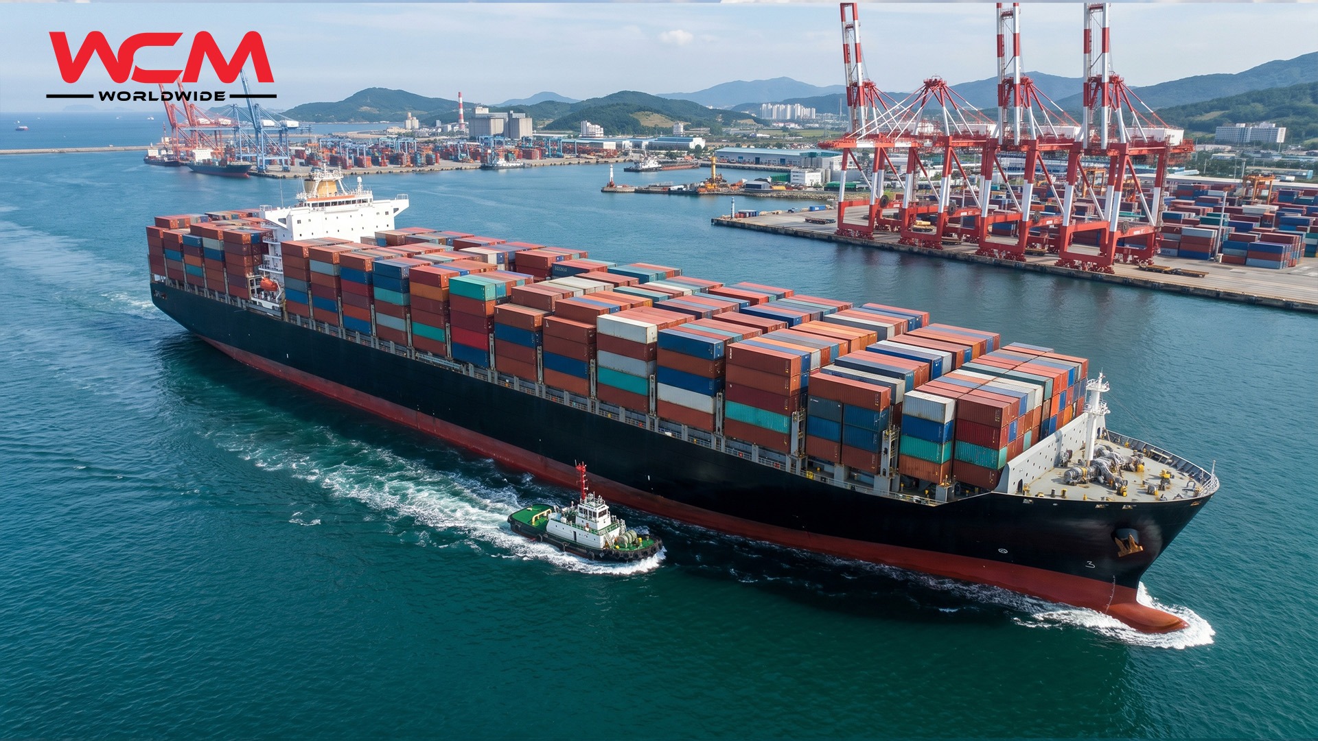 Hidden costs of fragmented inbound freight showing multi vendor shipments and logistics inefficiencies