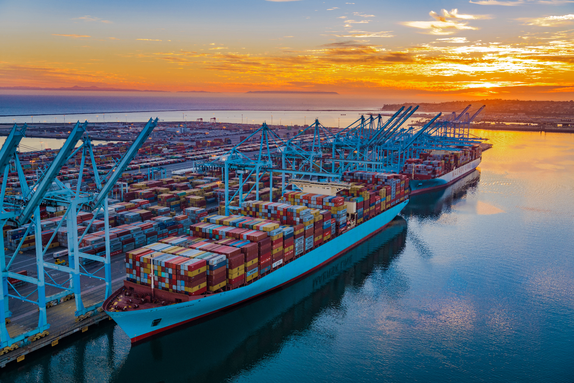 WCM Worldwide ocean freight - FCL and LCL container shipping services